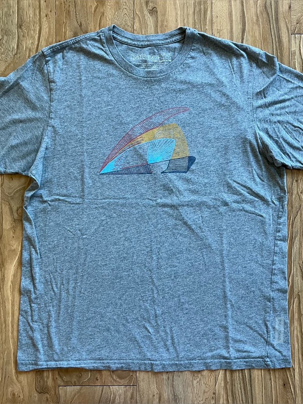 Vintage y2k patagonia prism organic cotton t-shirt